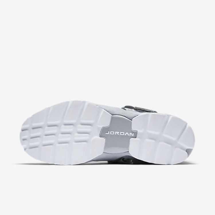 Air Jordan Trunner LX Wolf Grey