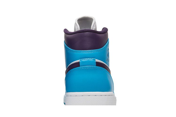 Air Jordan 1 Mid Hornets