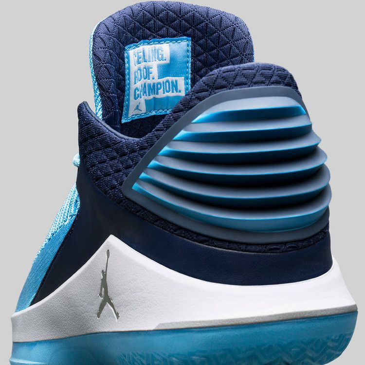 Air Jordan XXXII Low UNC Win Like 82