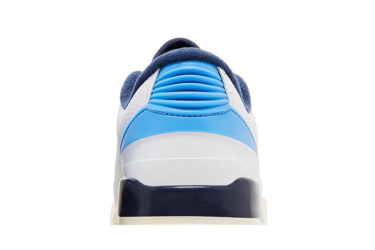 Air Jordan 2/3 UNC