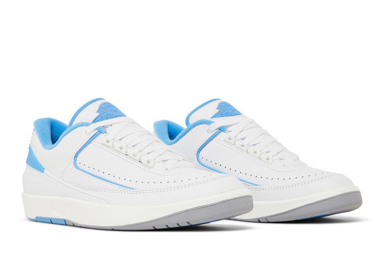 Air Jordan 2 Retro Low UNC
