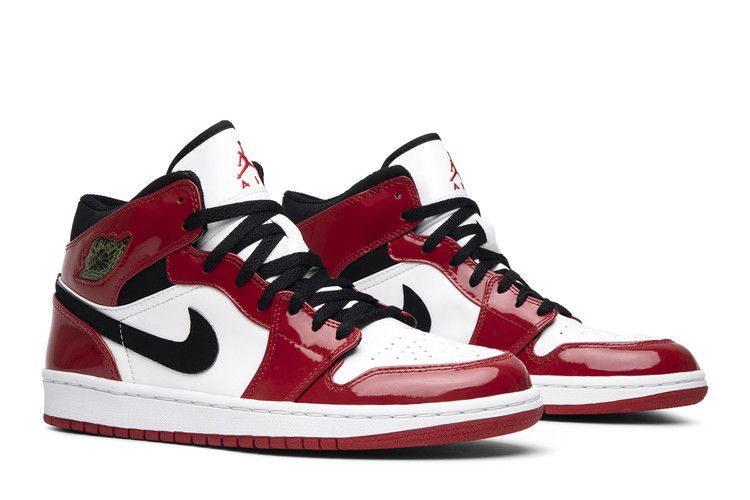 Air Jordan 1 Retro Chicago Bulls Patent (2003)