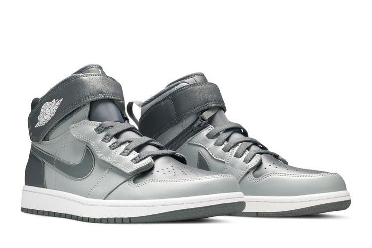 Air Jordan 1 High FlyEase Light Smoke Grey