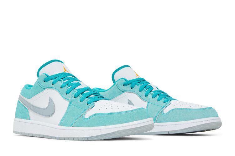 Air Jordan 1 Low SE New Emerald