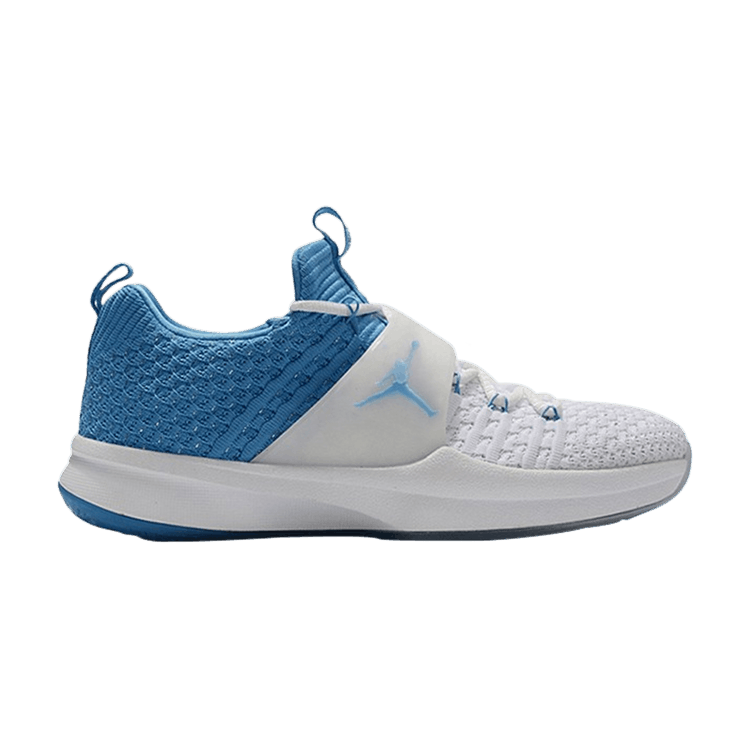 Air Jordan Trainer 2 Flyknit UNC