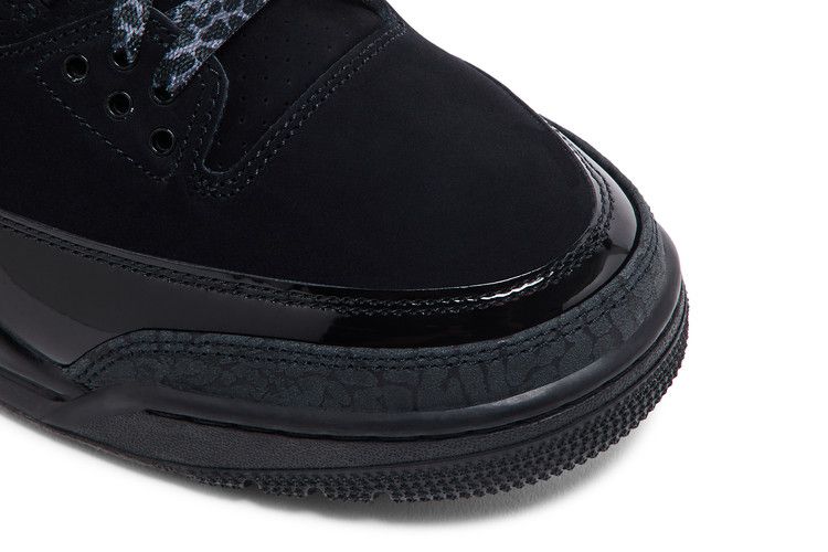 Air Jordan 3 Retro Black Cat (2025)