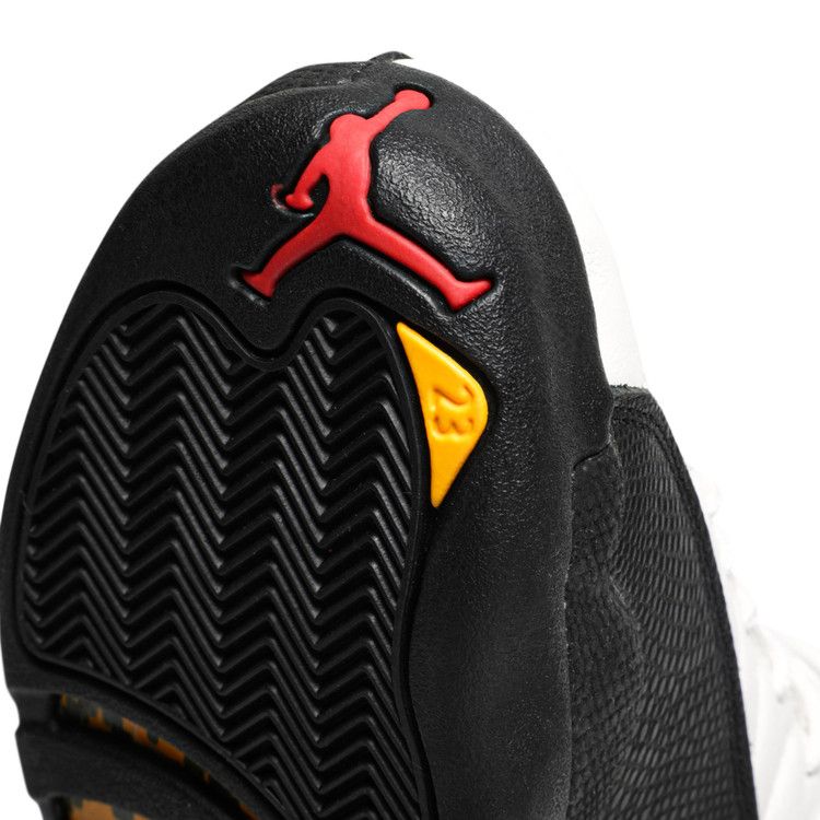 Air Jordan 12 OG Taxi (1997)