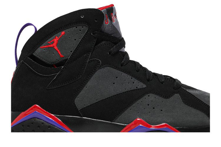 Air Jordan Defining Moments Pack (7/7)