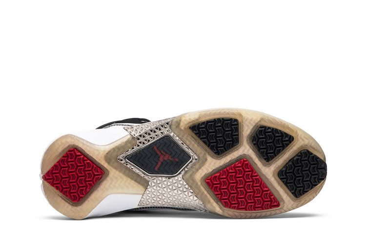 Air Jordan Countdown Pack 1/22