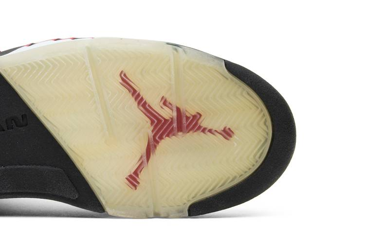 Air Jordan Raging Bull Pack (5/5)