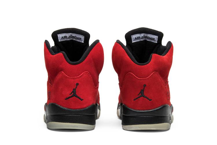 Air Jordan Raging Bull Pack (5/5)