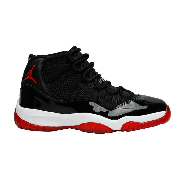 Air Jordan 11 Retro Playoffs (2001)
