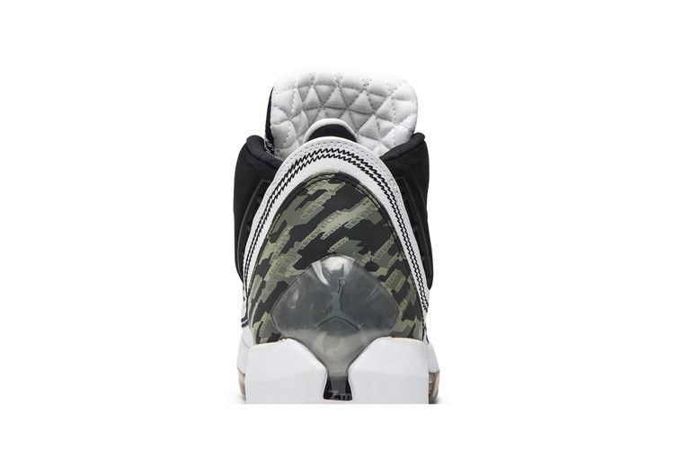 Air Jordan Countdown Pack 1/22