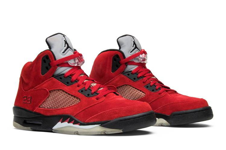 Air Jordan Raging Bull Pack (5/5)