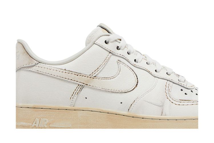 Nike Air Force 1 Low .SWOOSH Dirty Triple White Sneakers