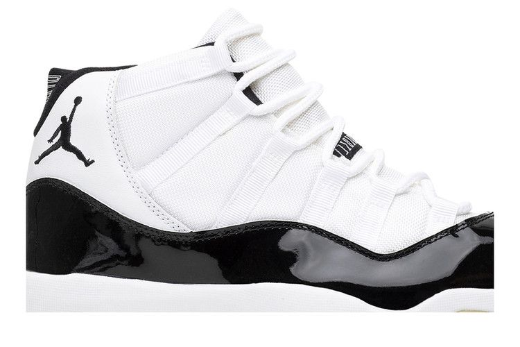 Air Jordan 11 Retro Concord (2000)