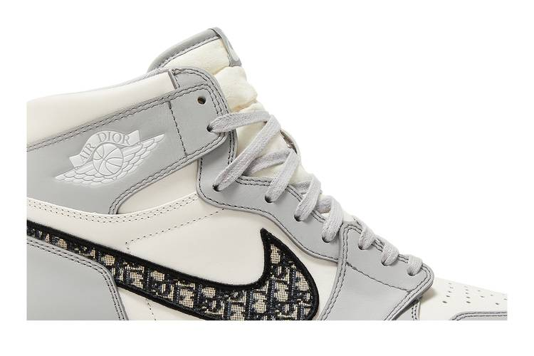 Air Jordan 1 Retro High Dior