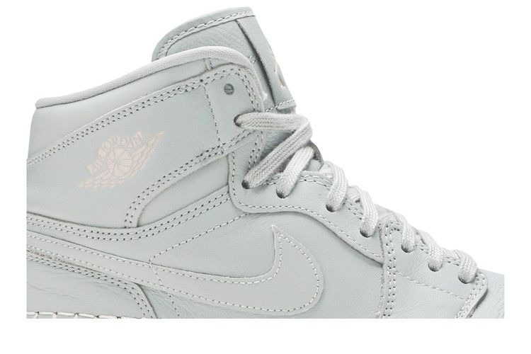 Air Jordan 1 Retro High Mica Green (Women's)