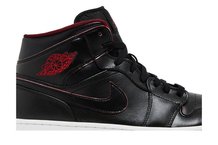 Air Jordan 1 Retro Mid Black Red White