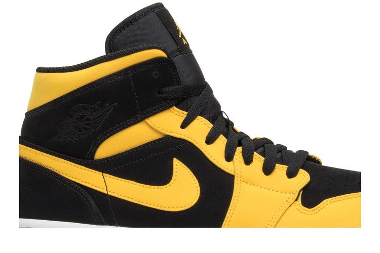 Air Jordan 1 Mid Reverse New Love