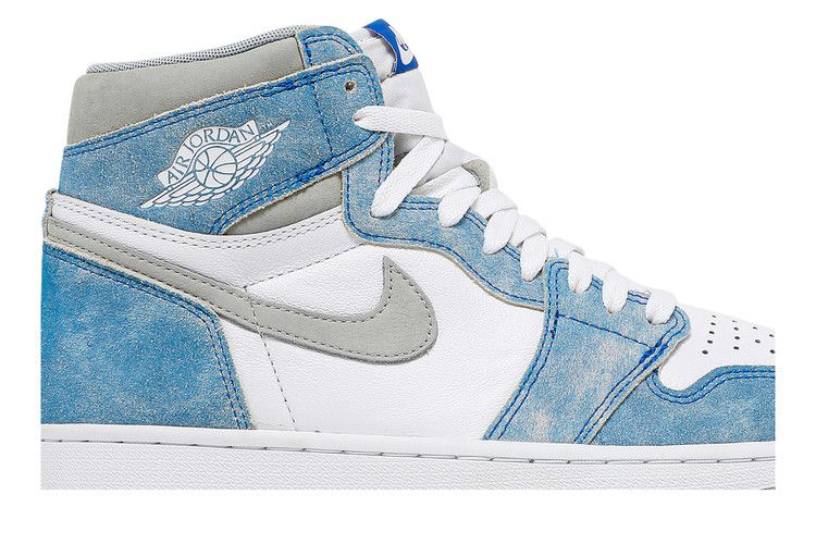 Air Jordan 1 Retro High Hyper Royal Smoke Grey