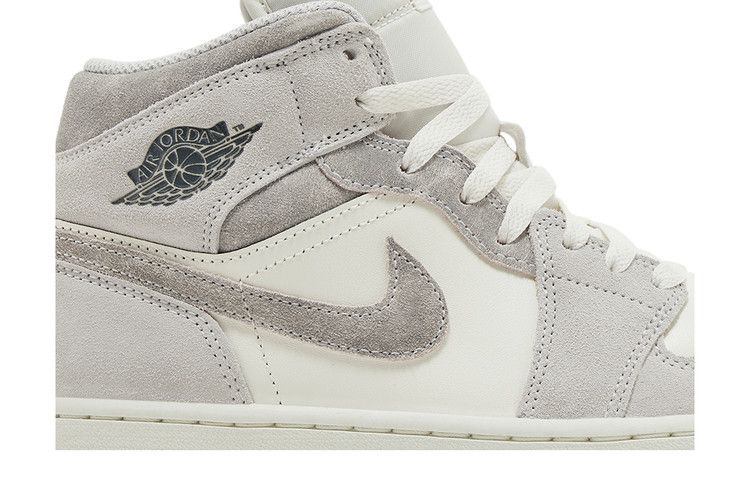 Air Jordan 1 Mid SE Neutral Grey Sail