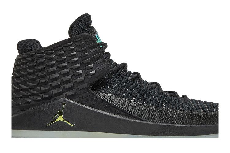 Air Jordan XXXII Black Cat