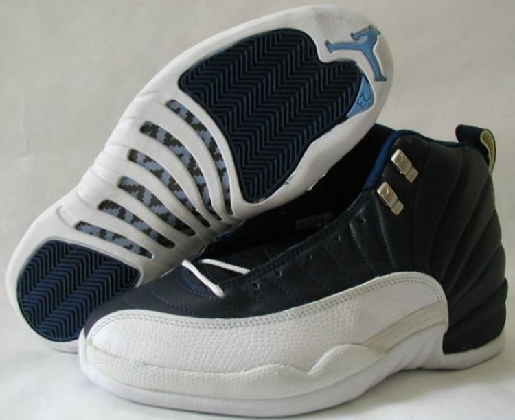 Air Jordan 12 OG Obsidian (1997)