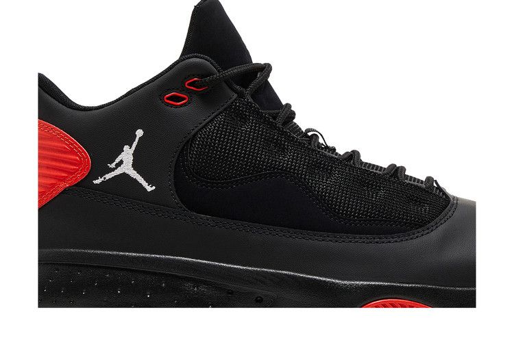 Air Jordan Max Aura 2 Bred