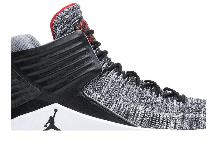 Air Jordan XXXII Black Cement