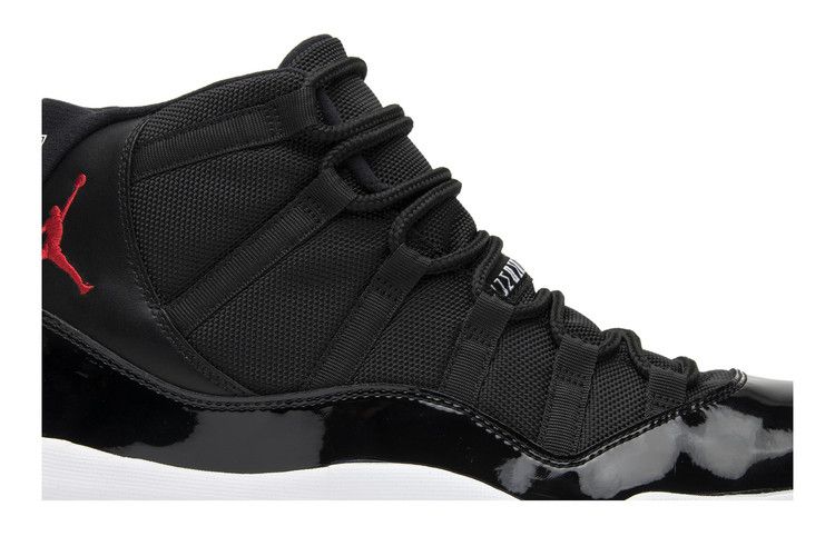 Air Jordan 11 Retro Playoffs (2012)