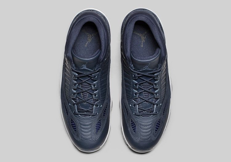 Air Jordan 11 Retro Low IE Obsidian