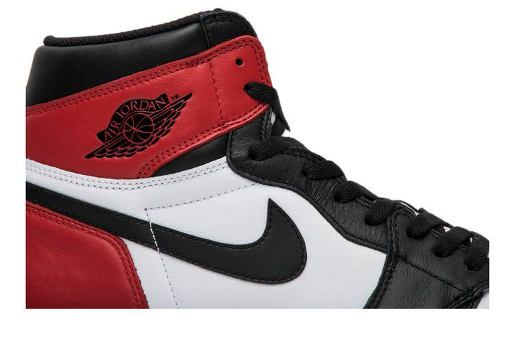 Air Jordan 1 Retro Black Toe (2016)