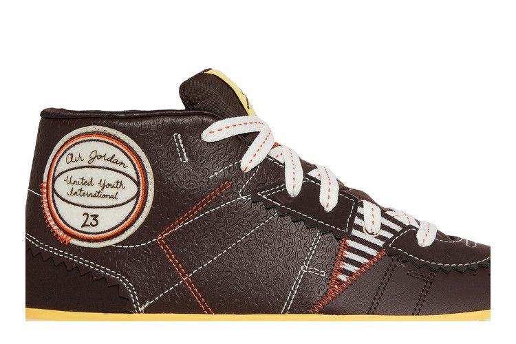 Air Jordan Series Mid Maison Chateau Rouge Brown