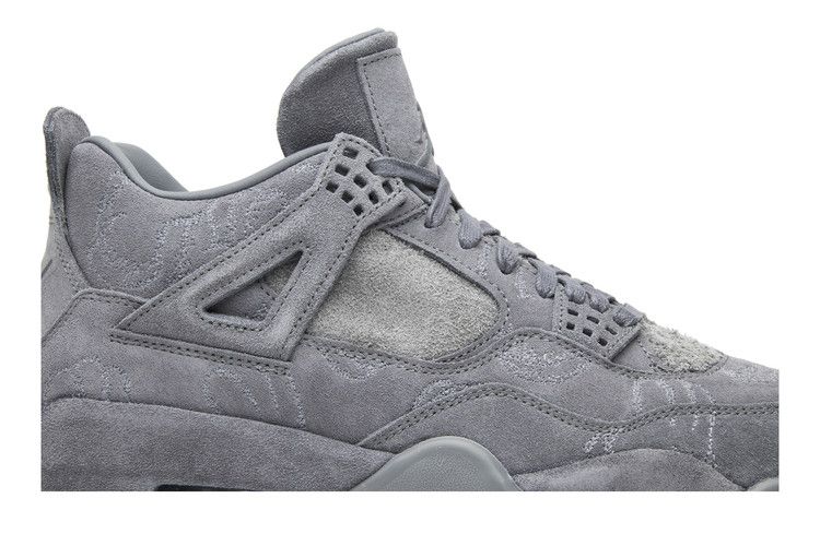 Air Jordan 4 Retro Kaws