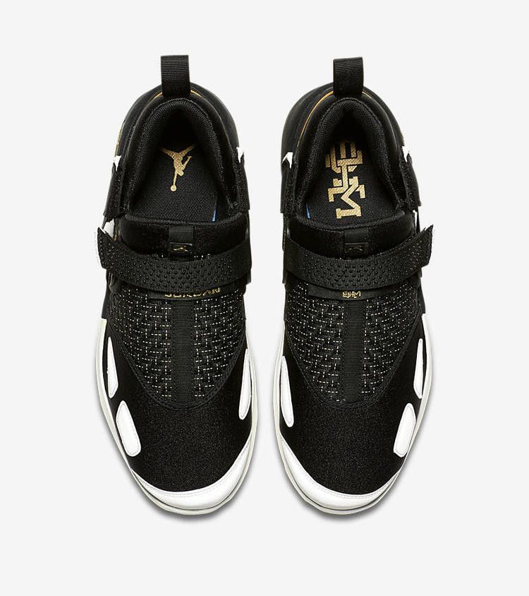 Air Jordan Trunner LX BHM (2017)