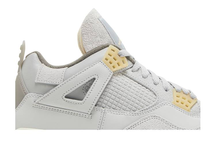 Air Jordan 4 Retro SE Craft Photon Dust