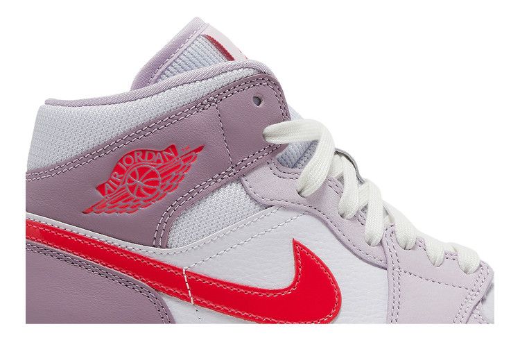 Air Jordan 1 Mid Valentine's Day (2022) (Women's)