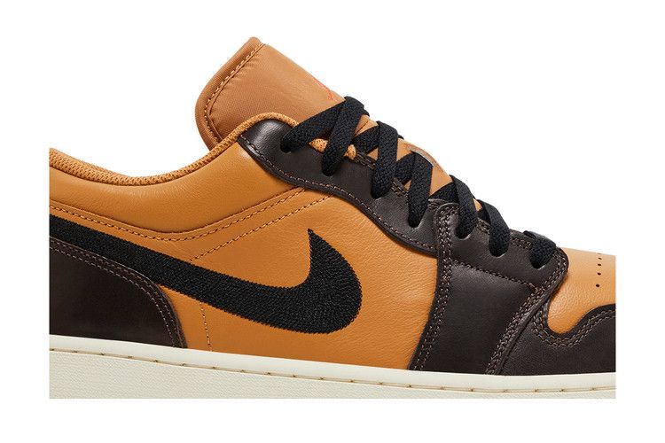Air Jordan 1 Low SE Flax Baroque Brown