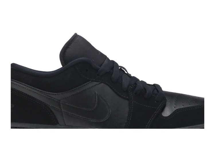 Air Jordan 1 Retro Low Triple Black
