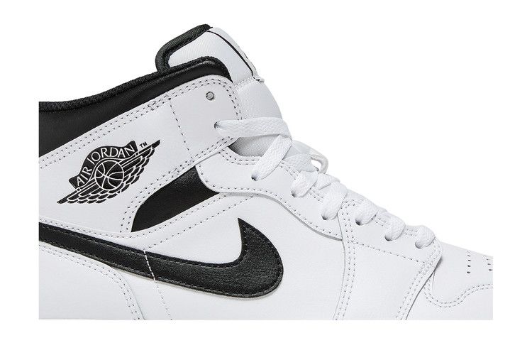 Air Jordan 1 Mid Reverse Panda