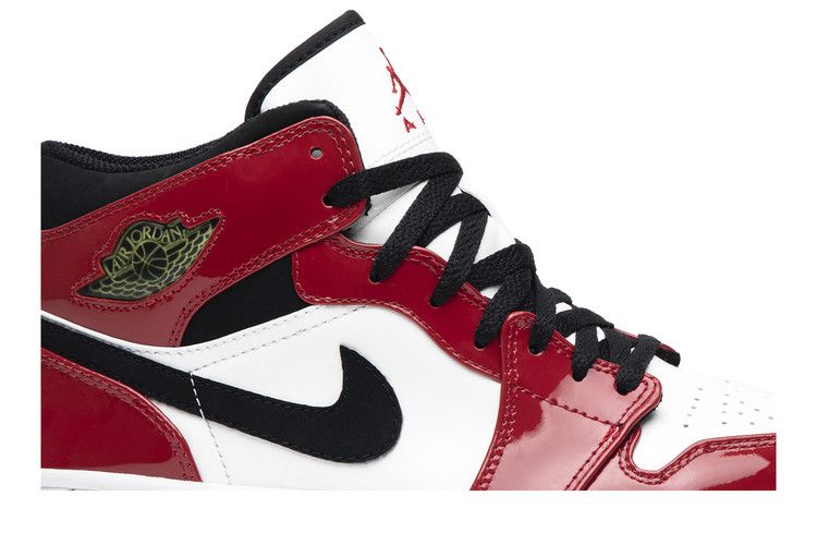 Air Jordan 1 Retro Chicago Bulls Patent (2003)