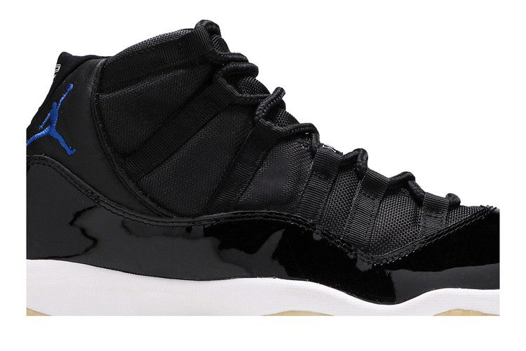 Air Jordan 11 Retro Space Jam (2000)