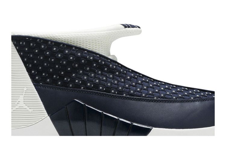 Air Jordan 15 Retro Obsidian