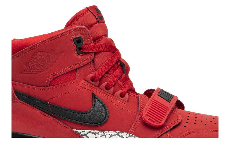 Air Jordan Legacy 312 Toro