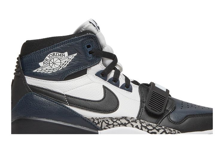 Air Jordan Legacy 312 White Midnight Navy