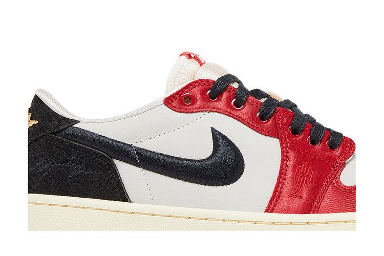 Air Jordan 1 Retro Low OG Trophy Room Rookie Card Away