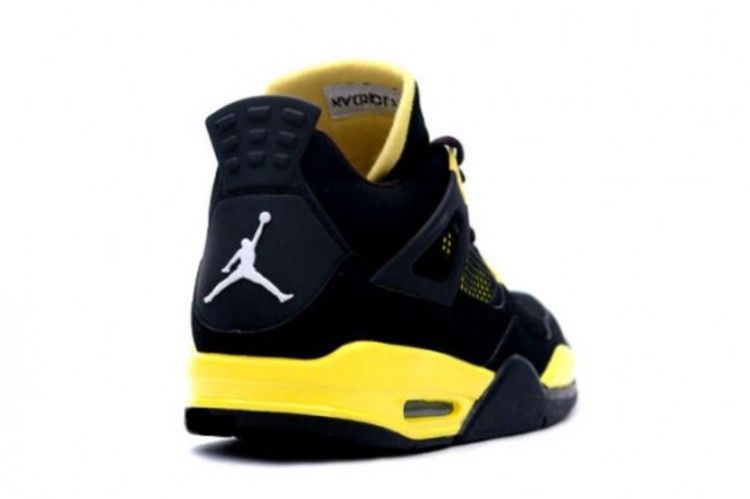 Air Jordan 4 Retro Thunder (2006)