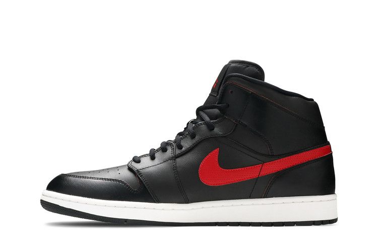 Air Jordan 1 Retro Mid Black Team Red
