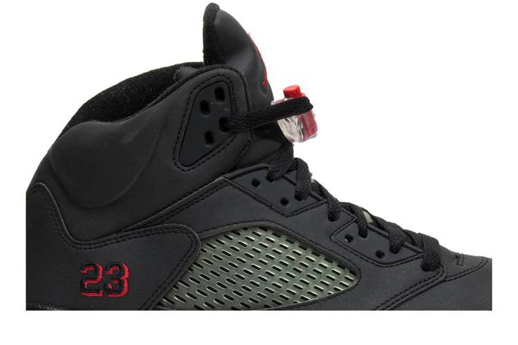 Air Jordan Raging Bull Pack (5/5)